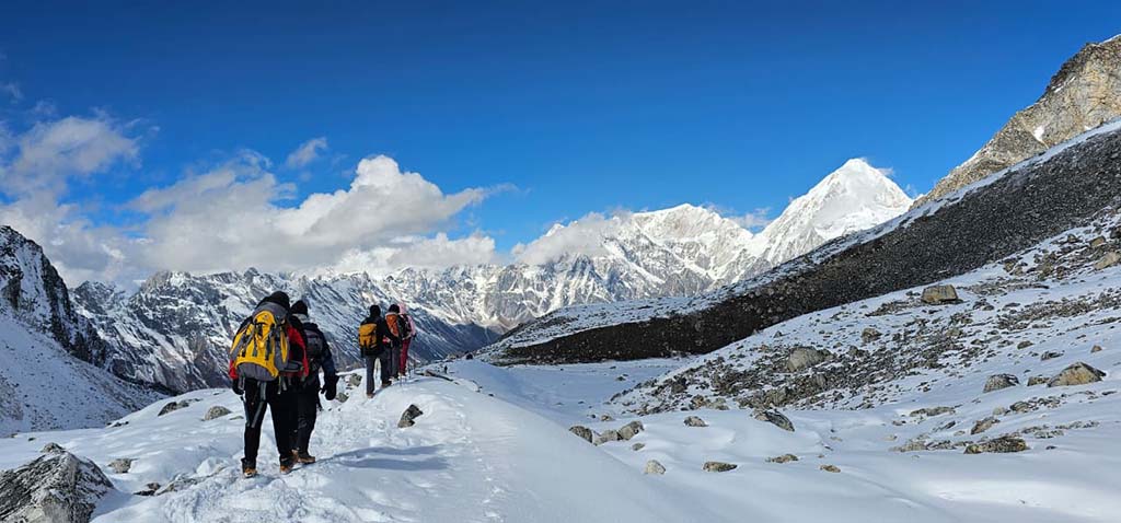Manasalu Trekking